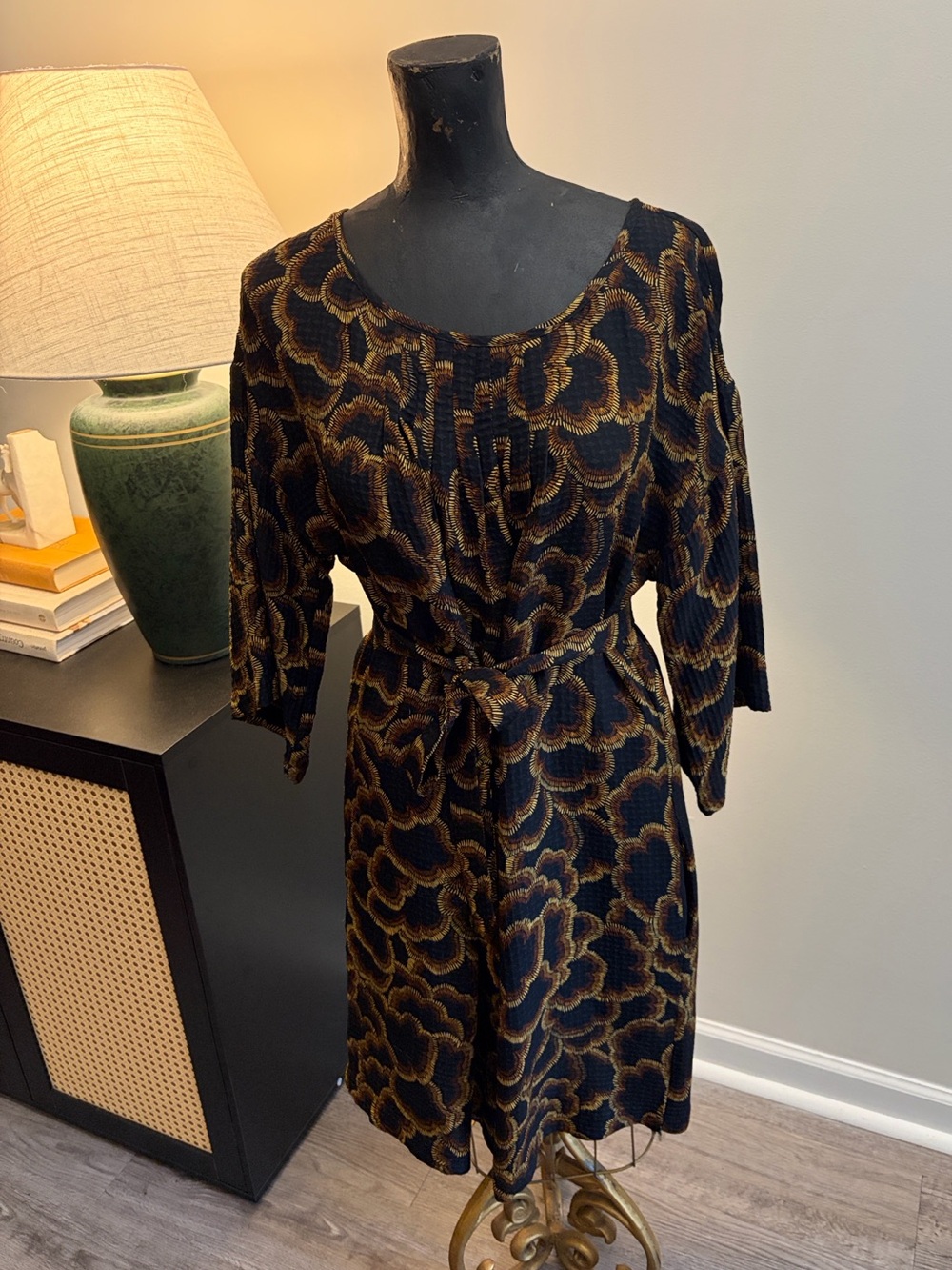 Trina Turk Classic 90’s Retro 100% Silk Dress Size 10 Career Interview FLAWS
